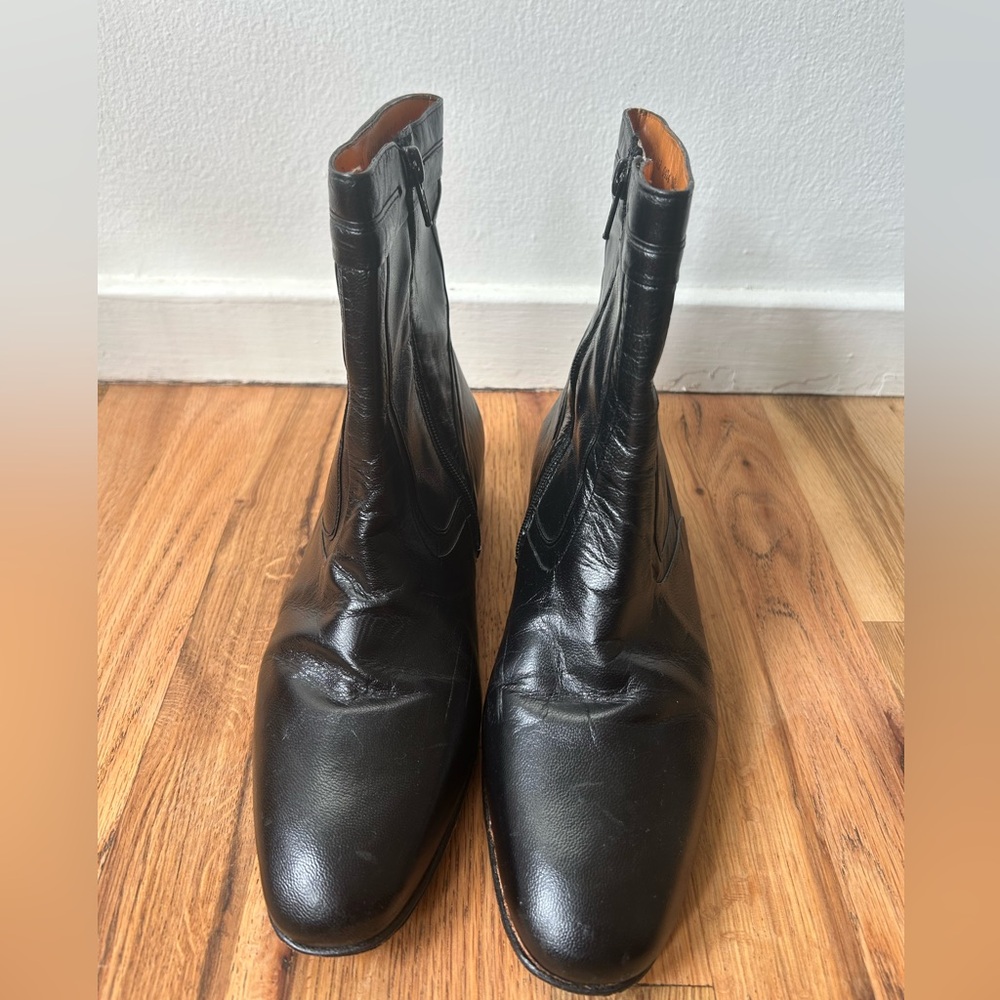 Vintage Paul Chardo Black Leather Ankle Boots with Zipper Closure - Picture 2 of 8
